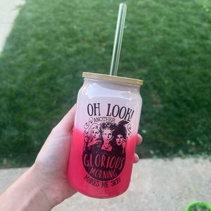 13 oz color changing hocus pocus cup!